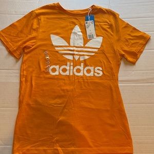 Adidas girls brand new t-shirt